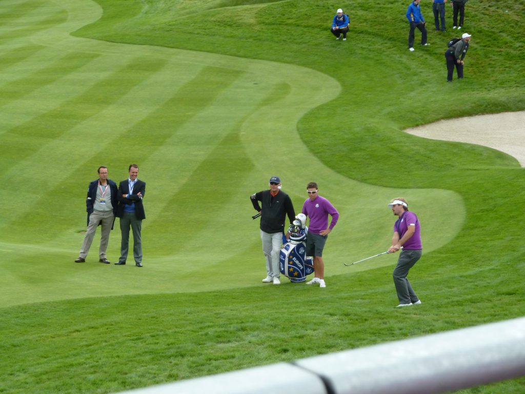 About Logos Golf Ministries